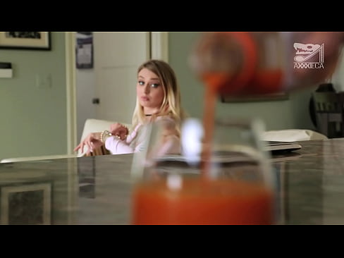 ❤️ Горячая девушка с большими сиськами и узкой киской получает член от неудачника, но очень жестко ️ Русское порно на нашем сайте ☑